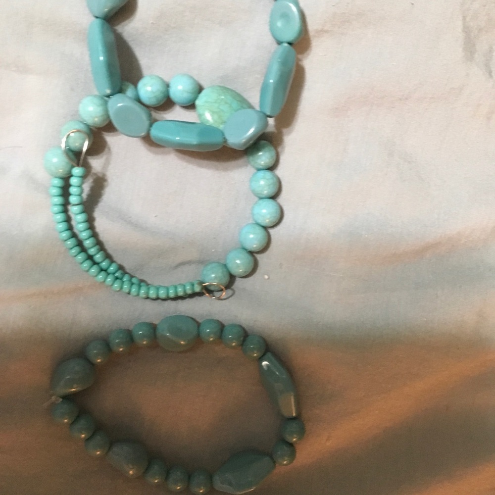 3 Turquoise bracelets - Picture 2 of 2
